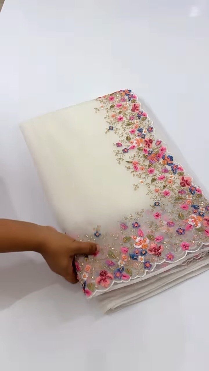 Ivory Organza Floral Embroidered Scalloped Saree