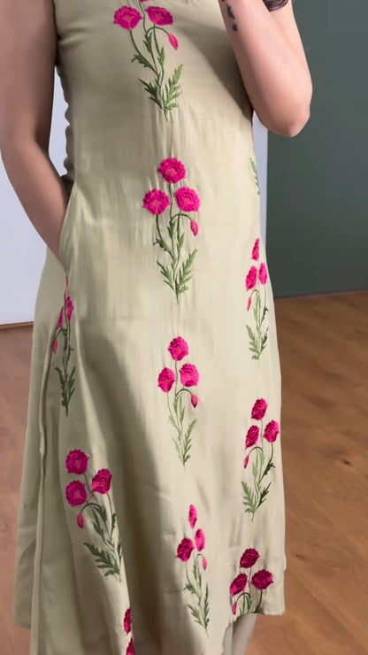 Poppy Motif Embroidered Kurta Set – Available in Lavender & Sage Green