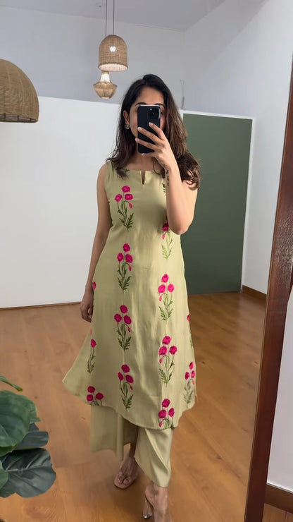 Poppy Motif Embroidered Kurta Set – Available in Lavender & Sage Green