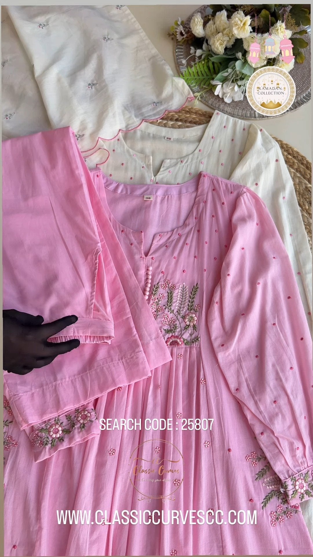 Floral Embroidered Pleated Kurta Set with Scalloped Dupatta – Available in Cream & Pastel Pink