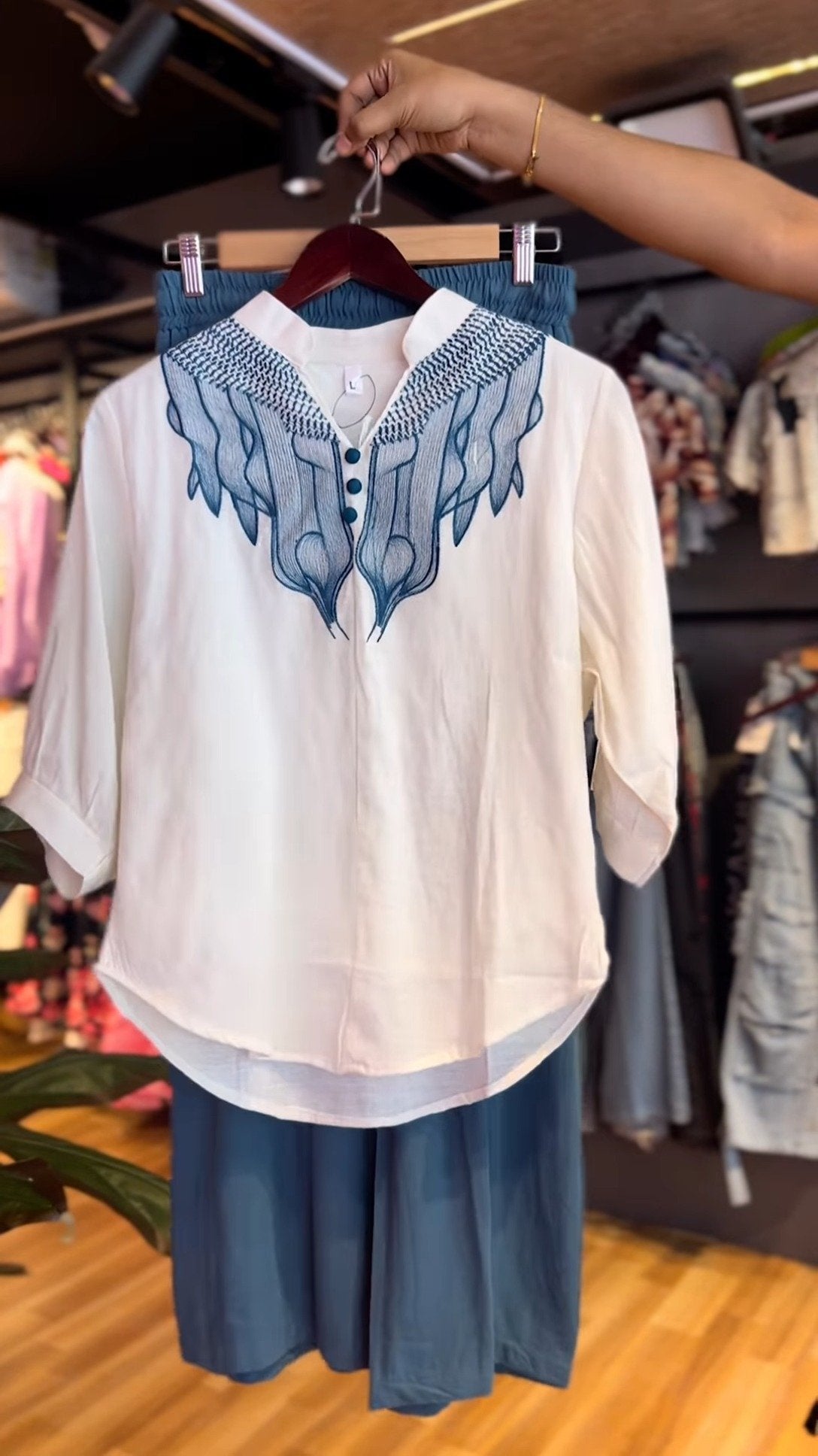 Elegant Embroidered White Kurta with Teal Blue Culottes Set
