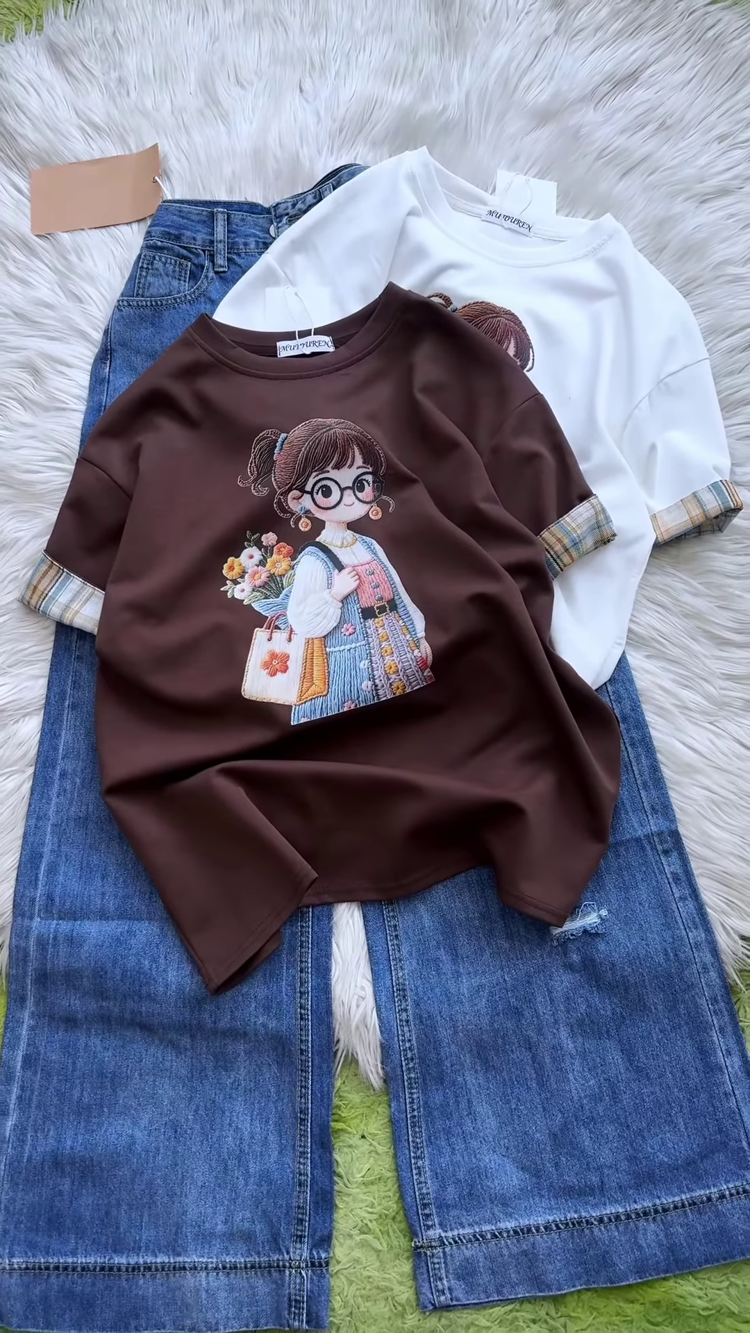 Embroidered Girl-Graphic Crew-Neck T-Shirt Collection