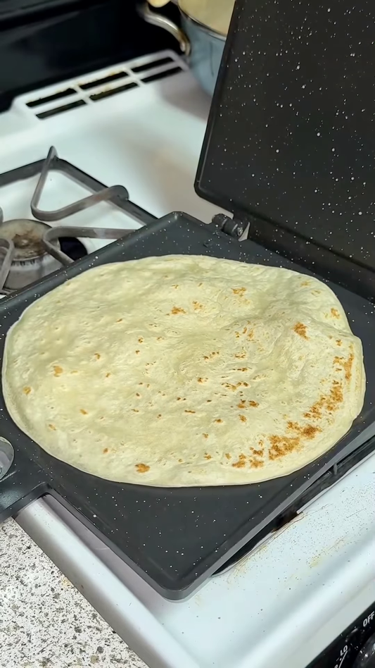 Non-Stick Stovetop Crepe and Tortilla Maker