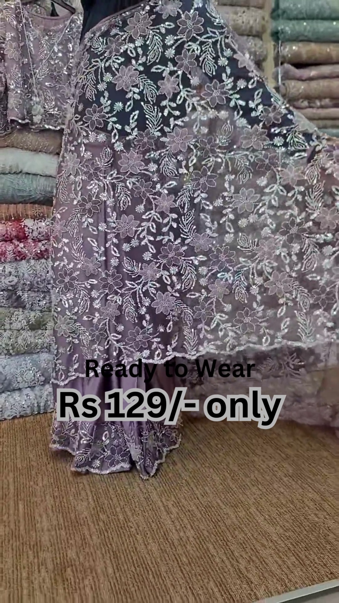 Lavender Dreams: Floral Lace Net Saree